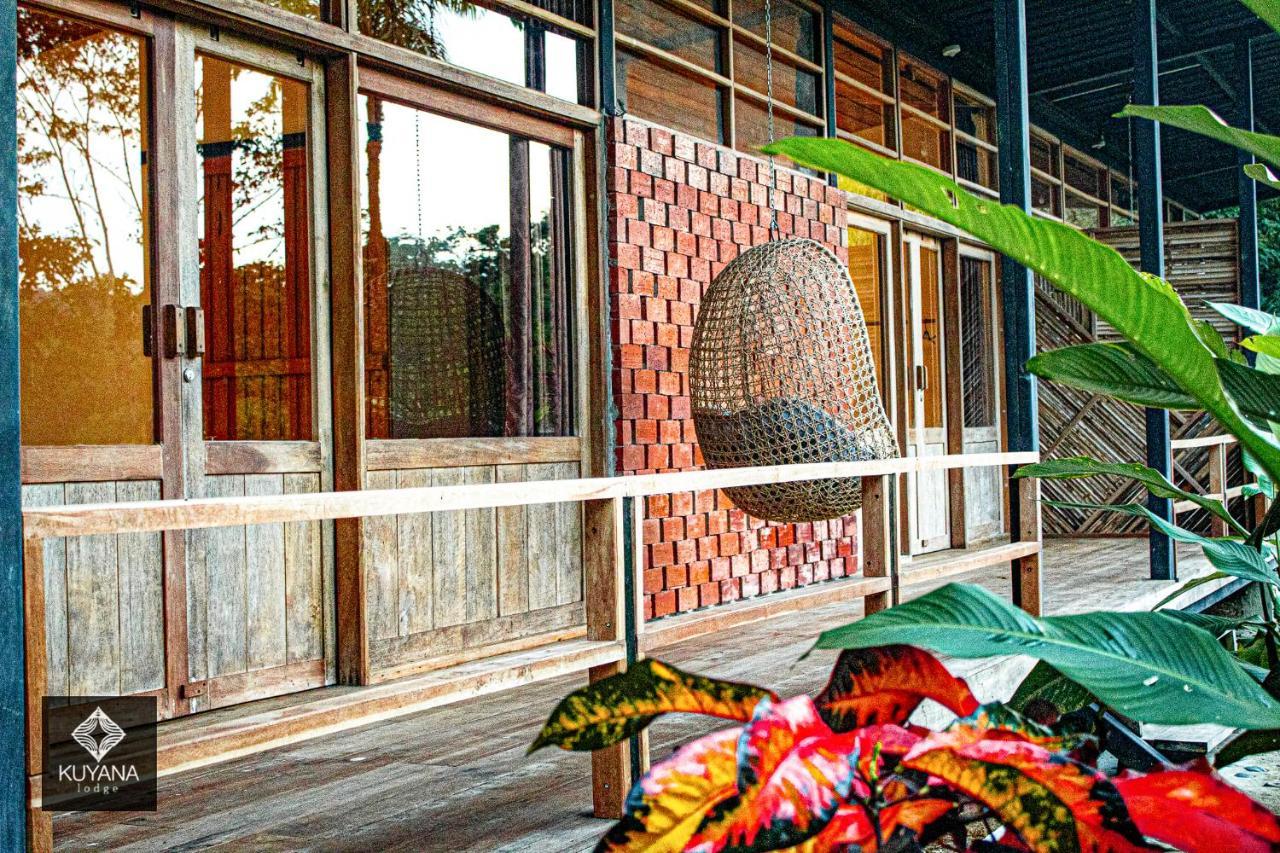 Kuyana Amazon Lodge Archidona Esterno foto